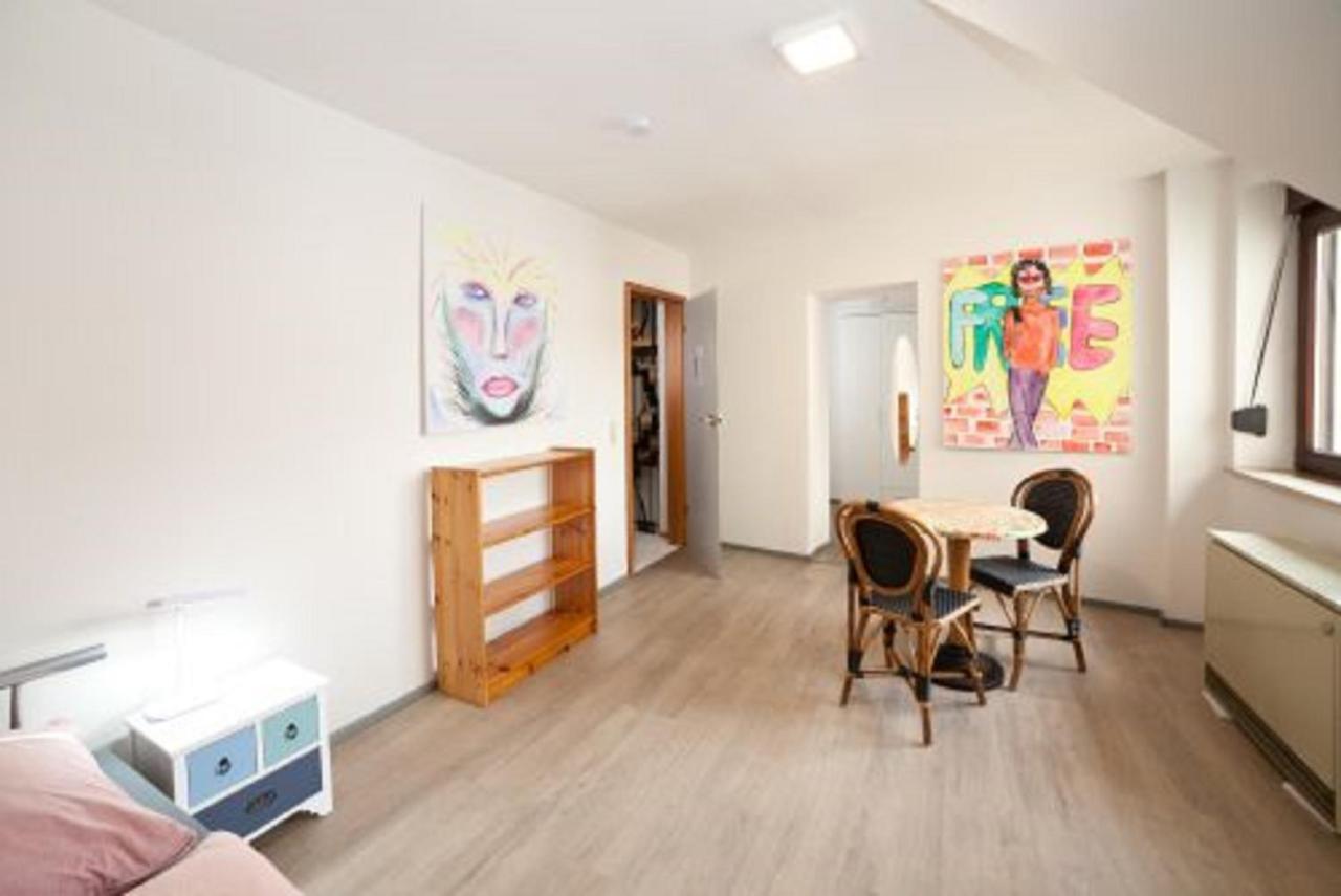 Haus Haas Zimmer&Fewo Apartment เลาดา-เคอนิกส์โฮเฟน ภายนอก รูปภาพ