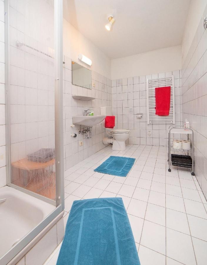 Haus Haas Zimmer&Fewo Apartment เลาดา-เคอนิกส์โฮเฟน ภายนอก รูปภาพ