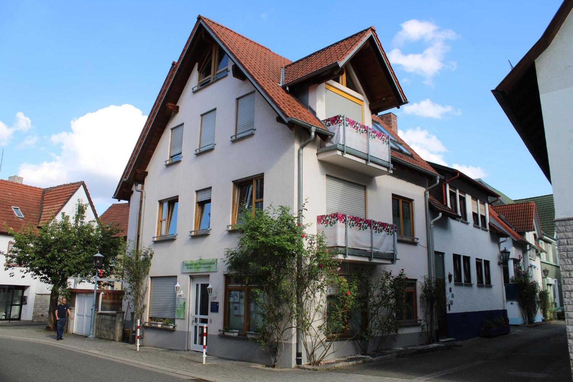 Haus Haas Zimmer&Fewo Apartment เลาดา-เคอนิกส์โฮเฟน ภายนอก รูปภาพ