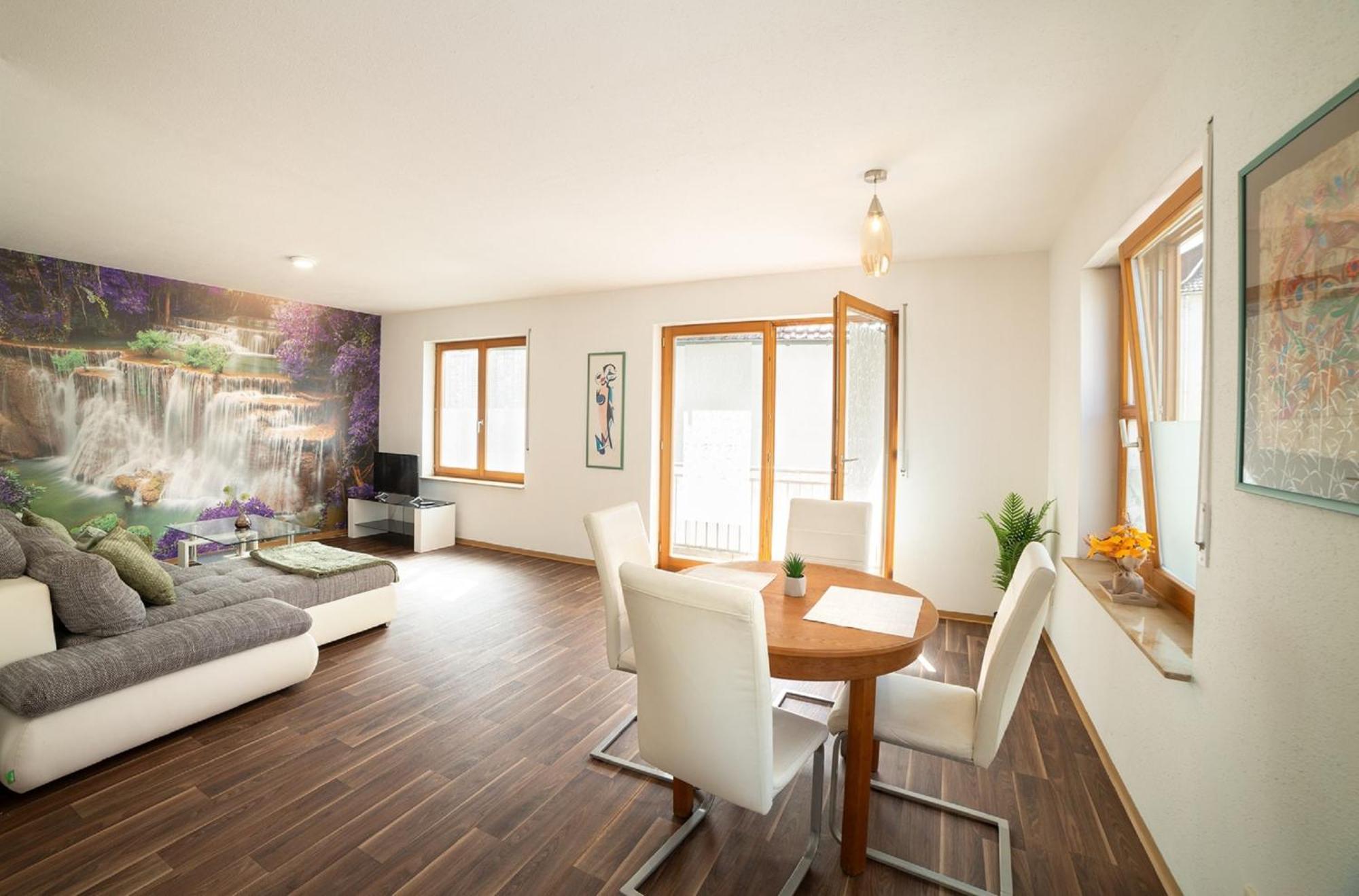 Haus Haas Zimmer&Fewo Apartment เลาดา-เคอนิกส์โฮเฟน ภายนอก รูปภาพ