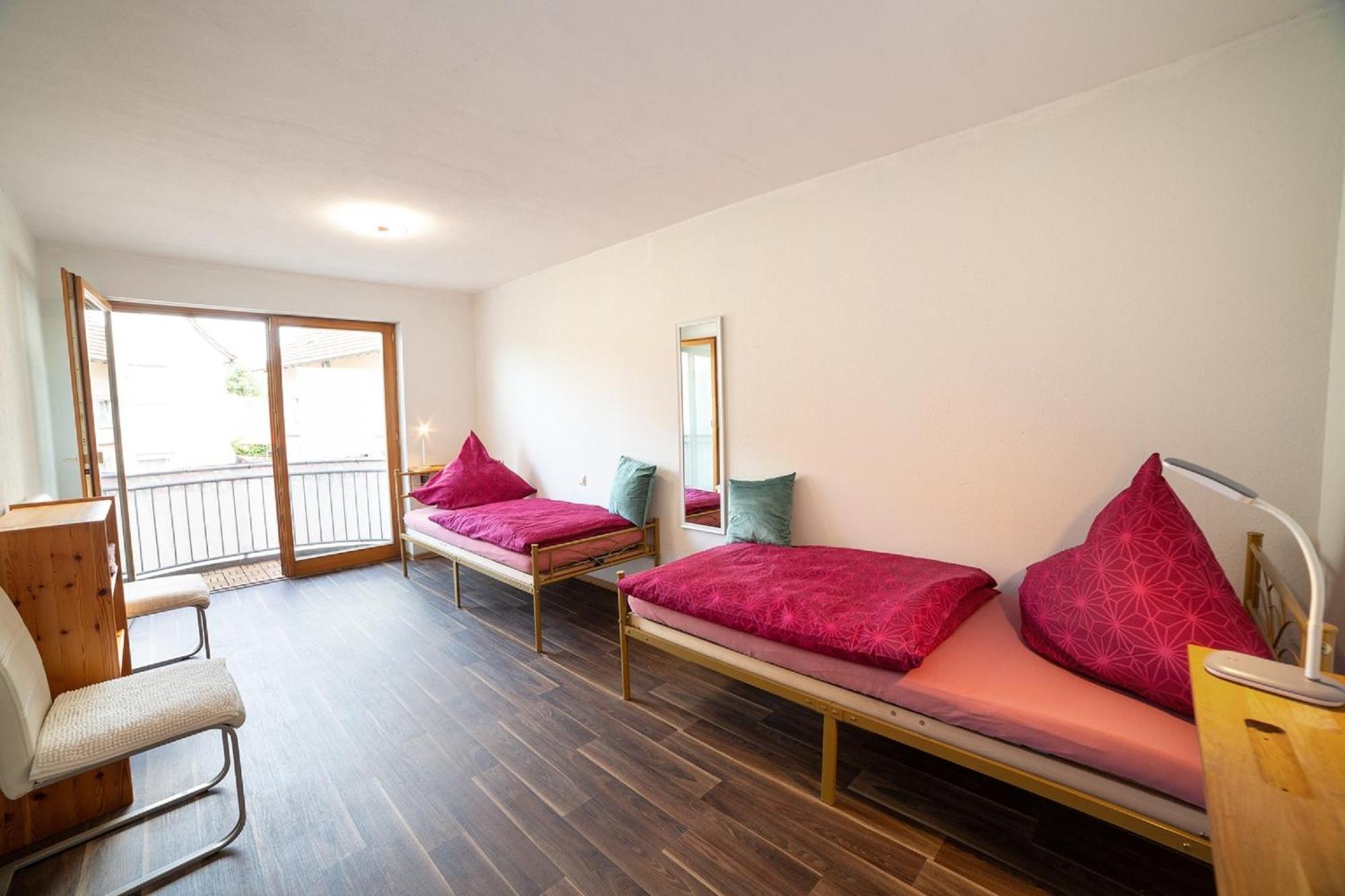 Haus Haas Zimmer&Fewo Apartment เลาดา-เคอนิกส์โฮเฟน ภายนอก รูปภาพ