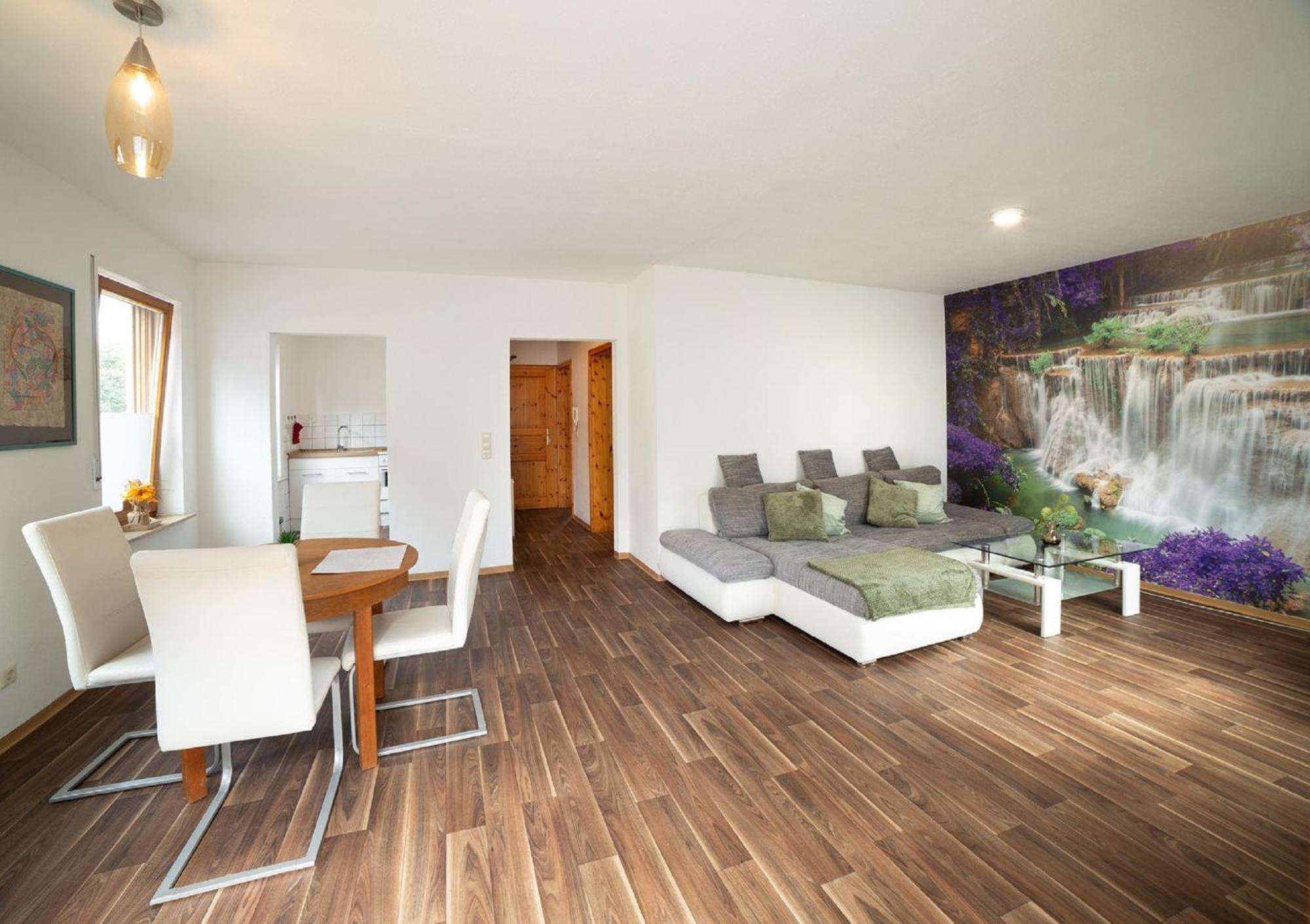 Haus Haas Zimmer&Fewo Apartment เลาดา-เคอนิกส์โฮเฟน ภายนอก รูปภาพ